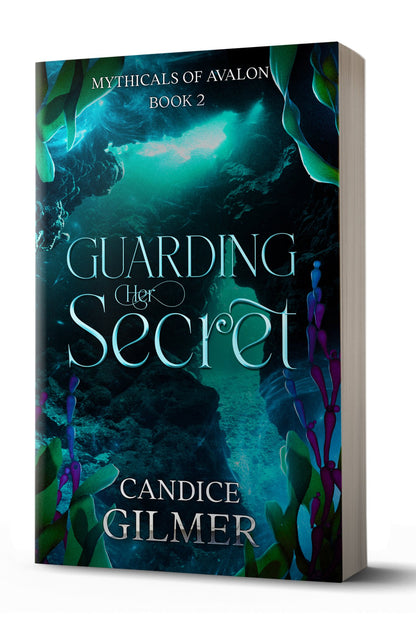 Myths of Avalon: Guarding Her Secret - Candice Gilmer Books